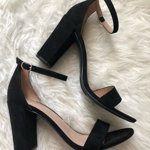 Chic Black High Heels